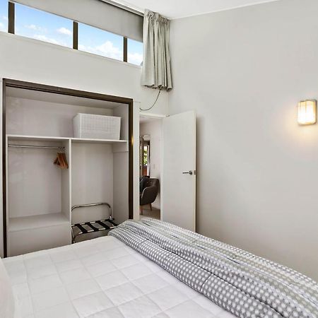 The Bird House - Kawaha Point, Rotorua. Stylish Six Bedroom Home With Space, Views And Relaxed Atmosphere 외부 사진