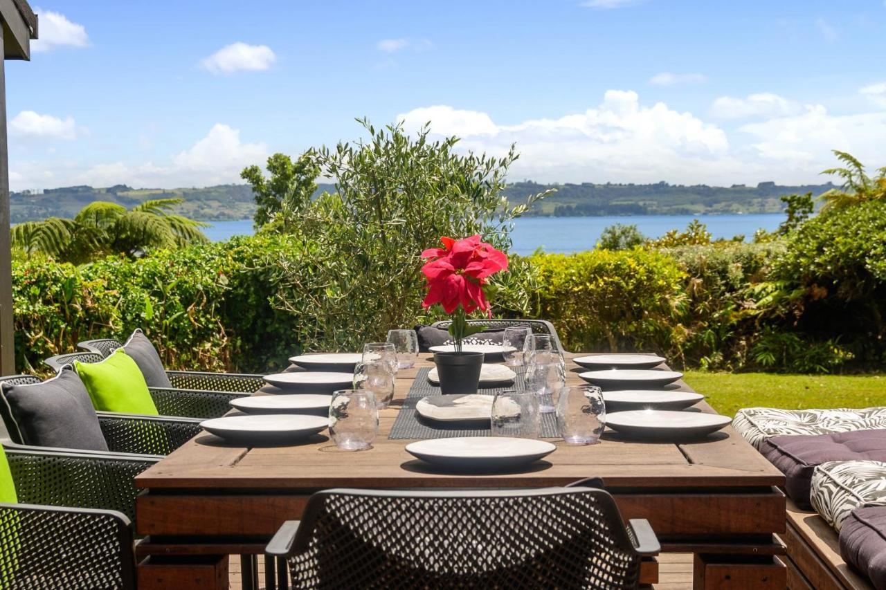 The Bird House - Kawaha Point, Rotorua. Stylish Six Bedroom Home With Space, Views And Relaxed Atmosphere 외부 사진