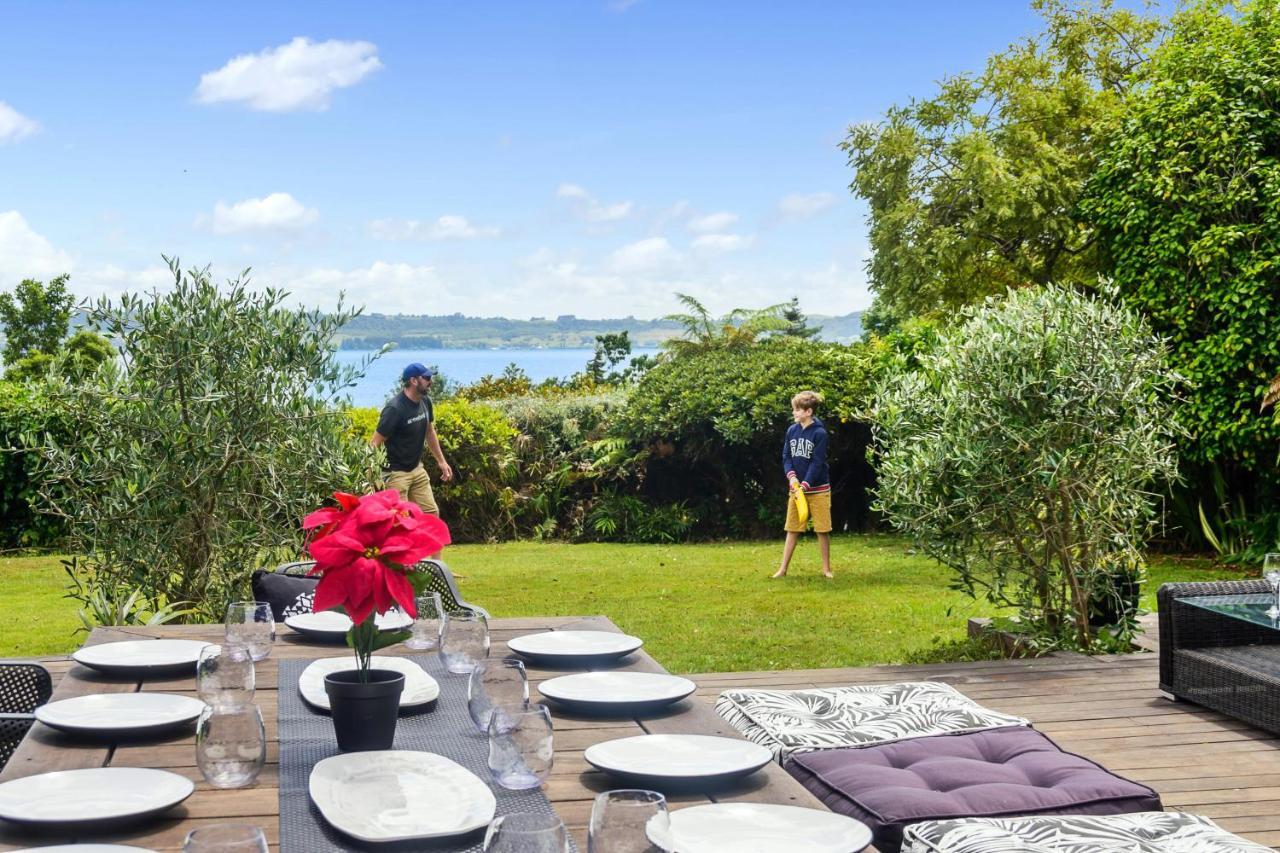 The Bird House - Kawaha Point, Rotorua. Stylish Six Bedroom Home With Space, Views And Relaxed Atmosphere 외부 사진